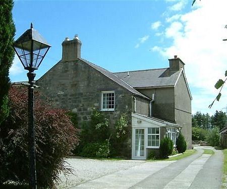 Cefn Uchaf Guesthouse Garndolbenmaen Bagian luar foto